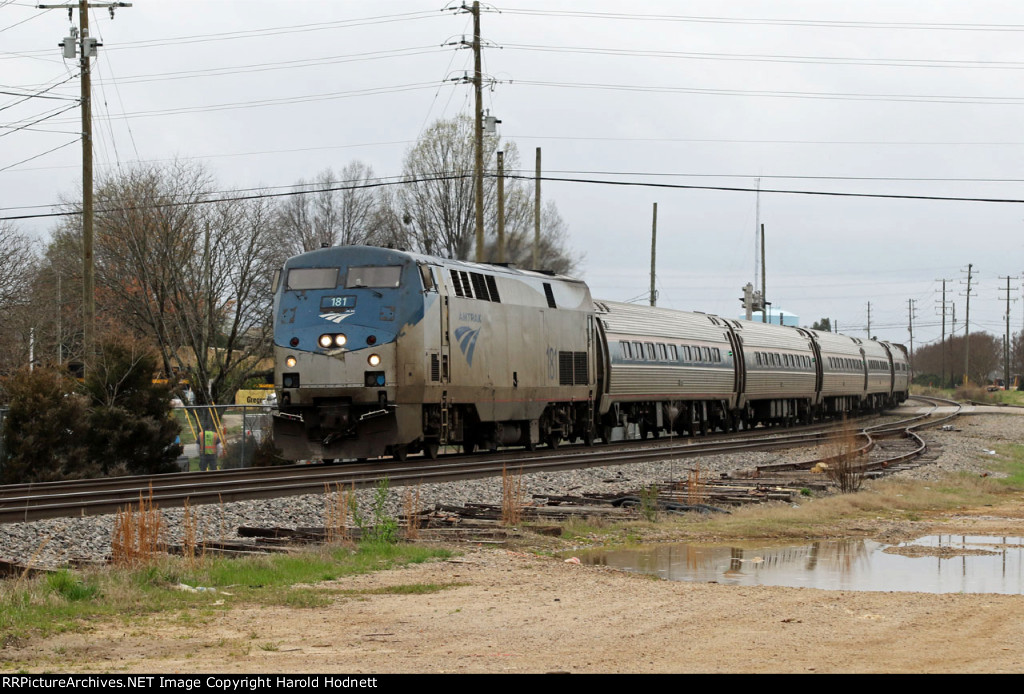 AMTK 181 leads train P080-23 northbound